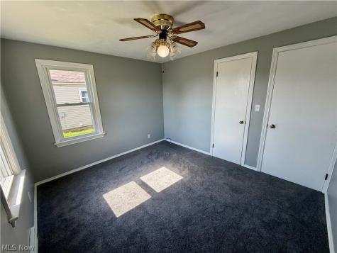 2624 Ellis Avenue NE Canton OH 44705