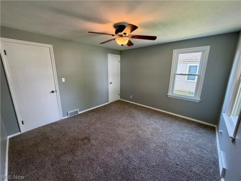 2624 Ellis Avenue NE Canton OH 44705