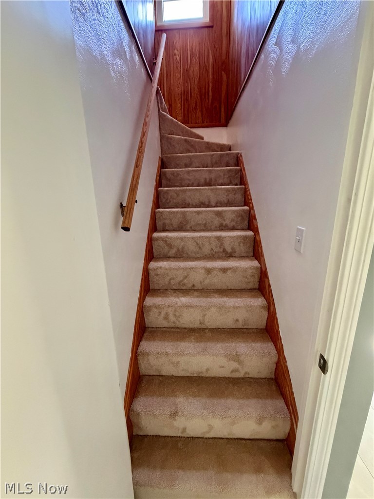 2624 Ellis Avenue NE Canton OH 44705