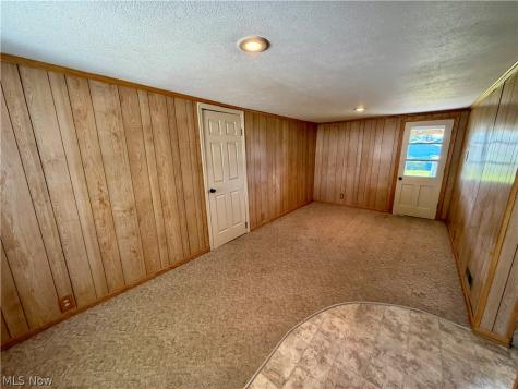2624 Ellis Avenue NE Canton OH 44705
