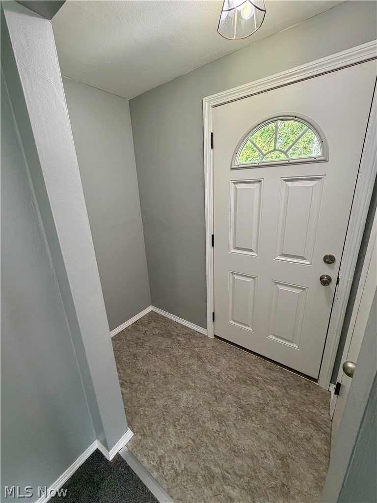2624 Ellis Avenue NE Canton OH 44705