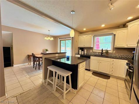 873 W Shore Boulevard Sheffield Lake OH 44054