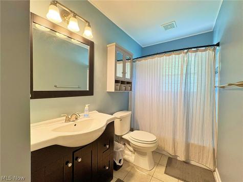 873 W Shore Boulevard Sheffield Lake OH 44054