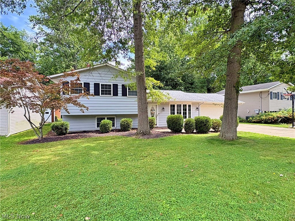 873 W Shore Boulevard Sheffield Lake OH 44054