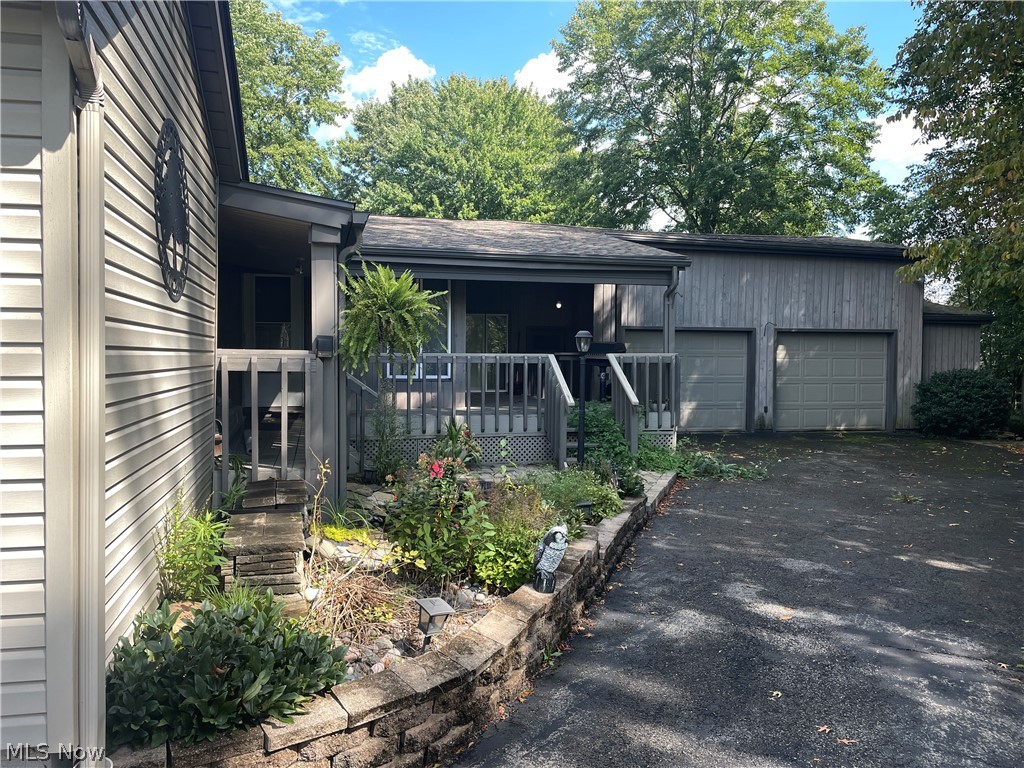 3255 Meadowlark Lane Canfield OH 44511