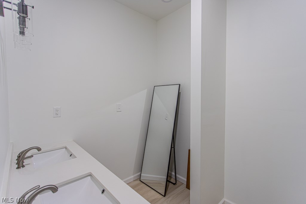 1358 Belvedere Avenue SE Warren OH 44484