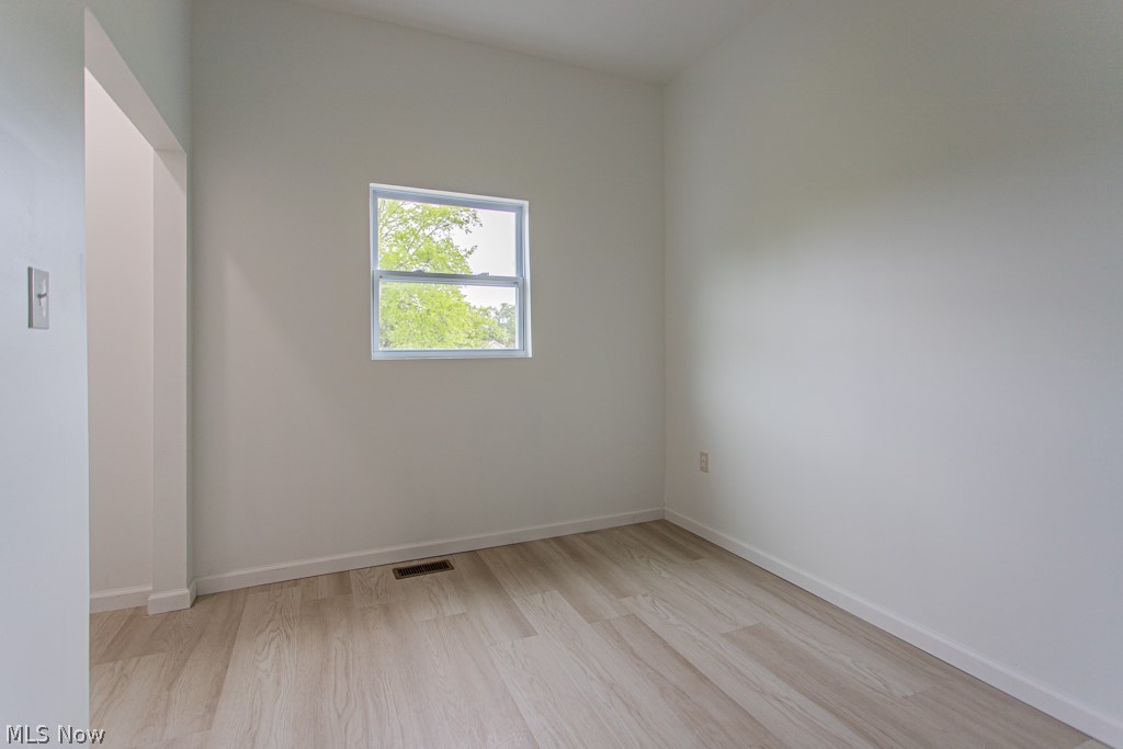1358 Belvedere Avenue SE Warren OH 44484