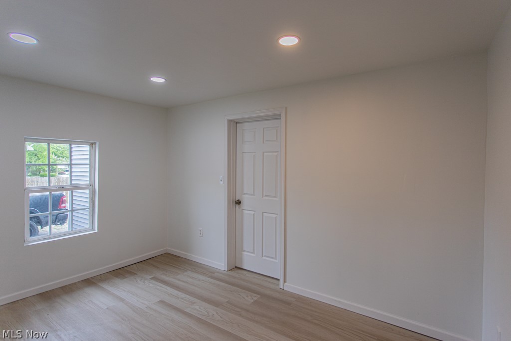 1358 Belvedere Avenue SE Warren OH 44484