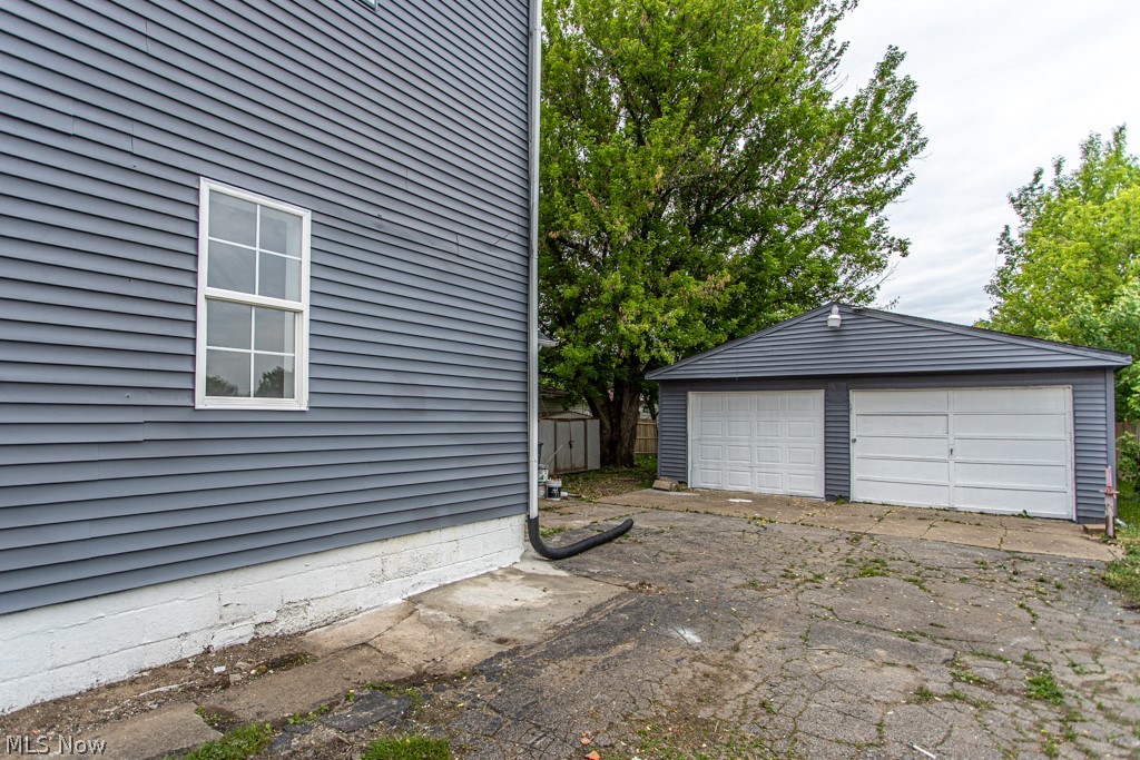 1358 Belvedere Avenue SE Warren OH 44484