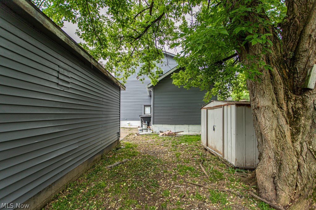 1358 Belvedere Avenue SE Warren OH 44484