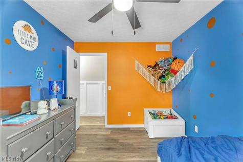 1009 Washington Drive Grafton OH 44044