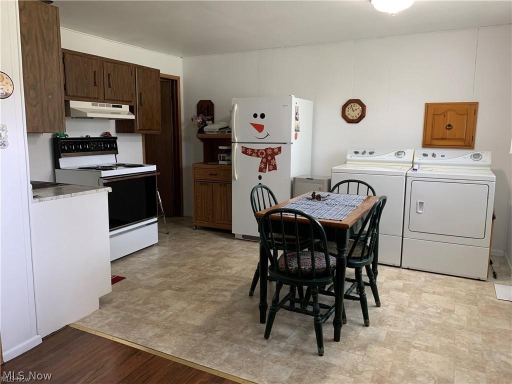 2804 Jefferson Street Rock Creek OH 44084