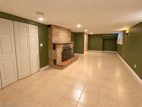1316 New Mexico Avenue Lorain OH 44052