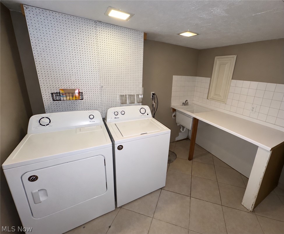 1316 New Mexico Avenue Lorain OH 44052