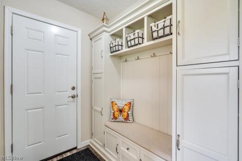 3283 Acuminata Drive West Salem OH 44287