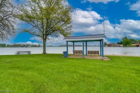 3283 Acuminata Drive West Salem OH 44287