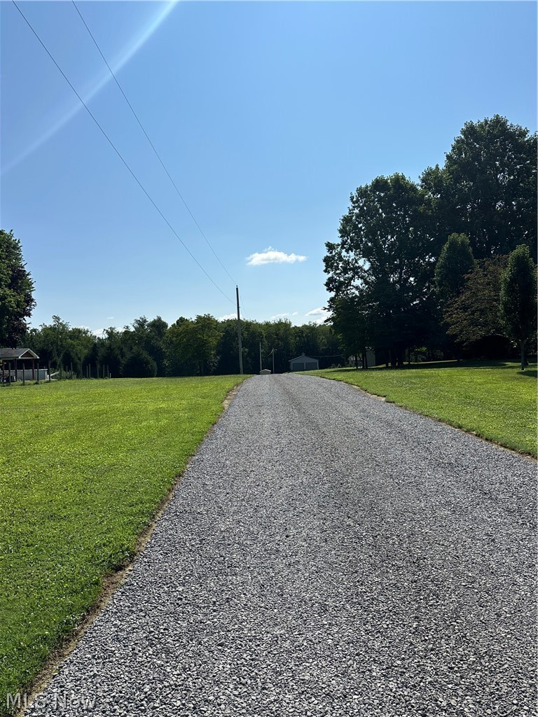 13542 Old Fredericktown Road East Liverpool OH 43920