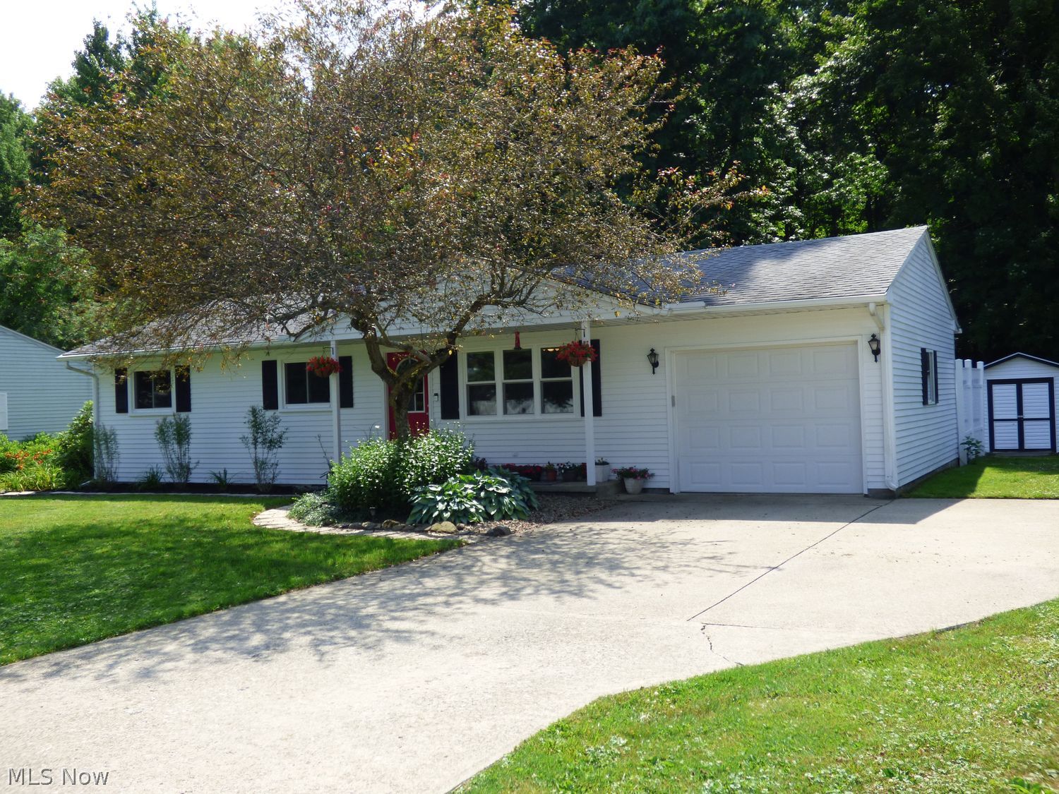 373 Hatton Andover OH 44003