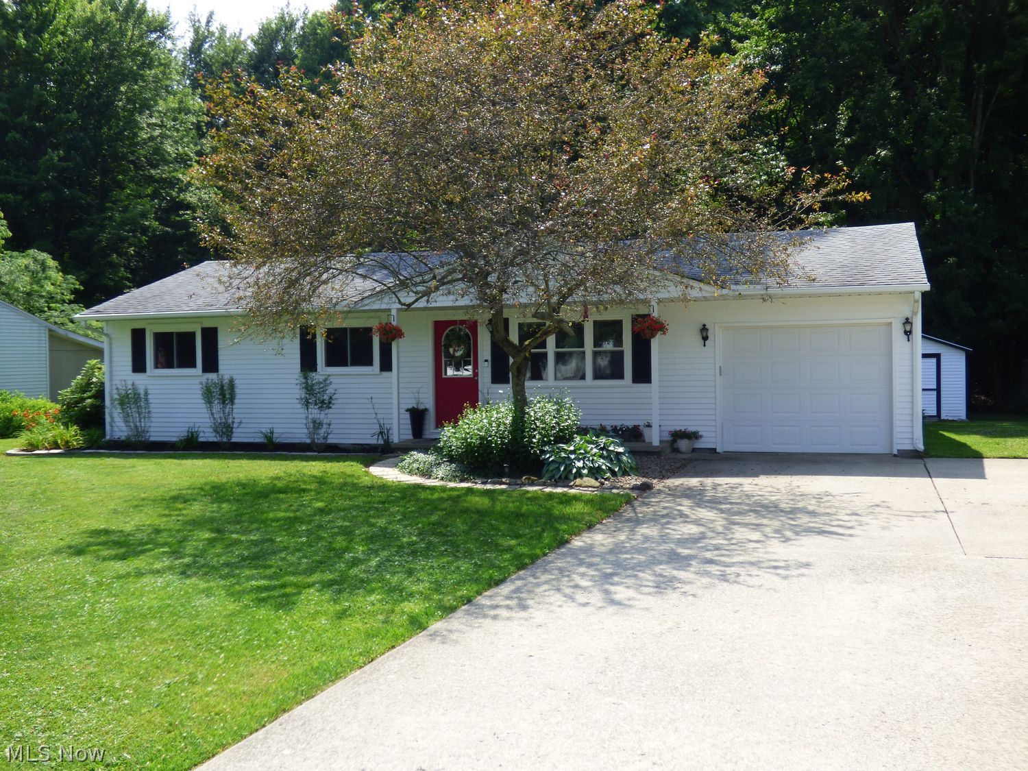 373 Hatton Andover OH 44003