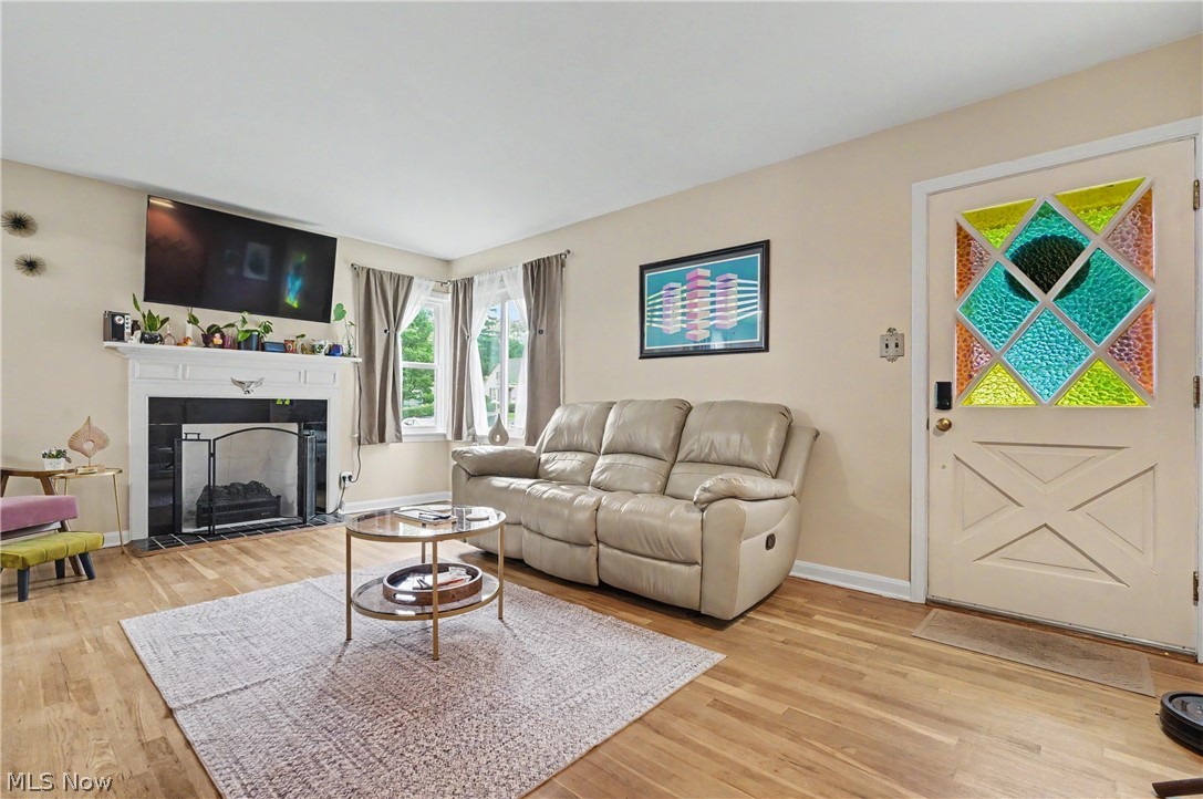 2044 26th Street Cuyahoga Falls OH 44223