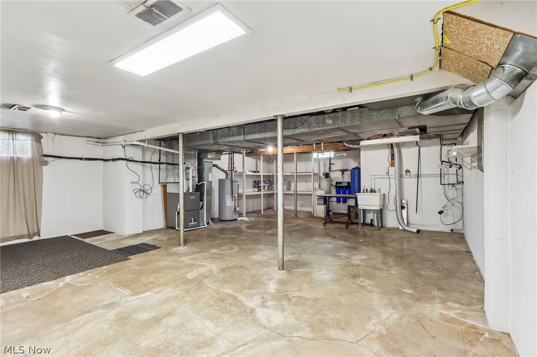 1638 S Cleveland Massillon Road Copley OH 44321