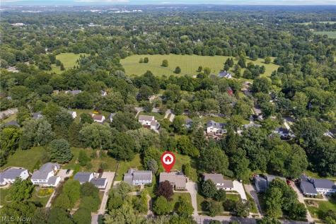 71 Parmelee Drive Hudson OH 44236