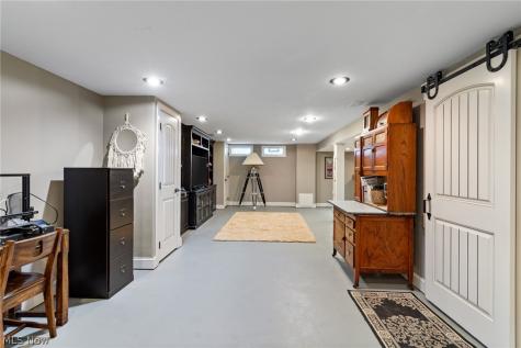 71 Parmelee Drive Hudson OH 44236