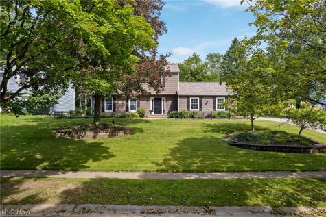 71 Parmelee Drive Hudson OH 44236