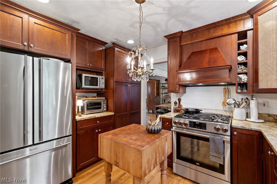 71 Parmelee Drive Hudson OH 44236