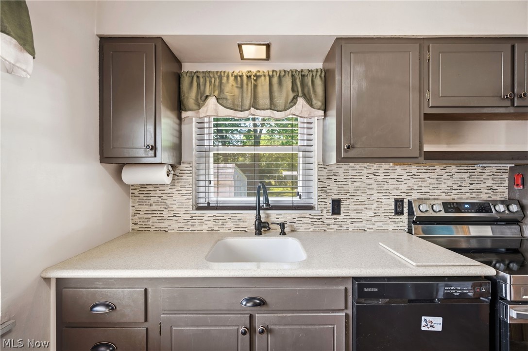 3756 Walter Road North Olmsted OH 44070