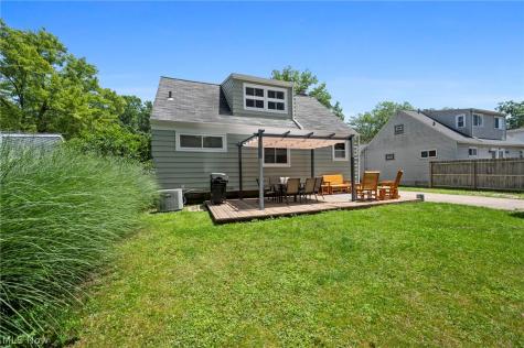 3756 Walter Road North Olmsted OH 44070