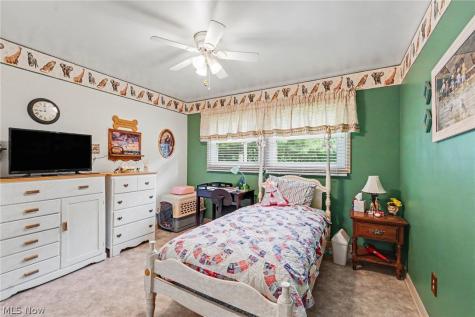693 Woodbrook Road Cuyahoga Falls OH 44223