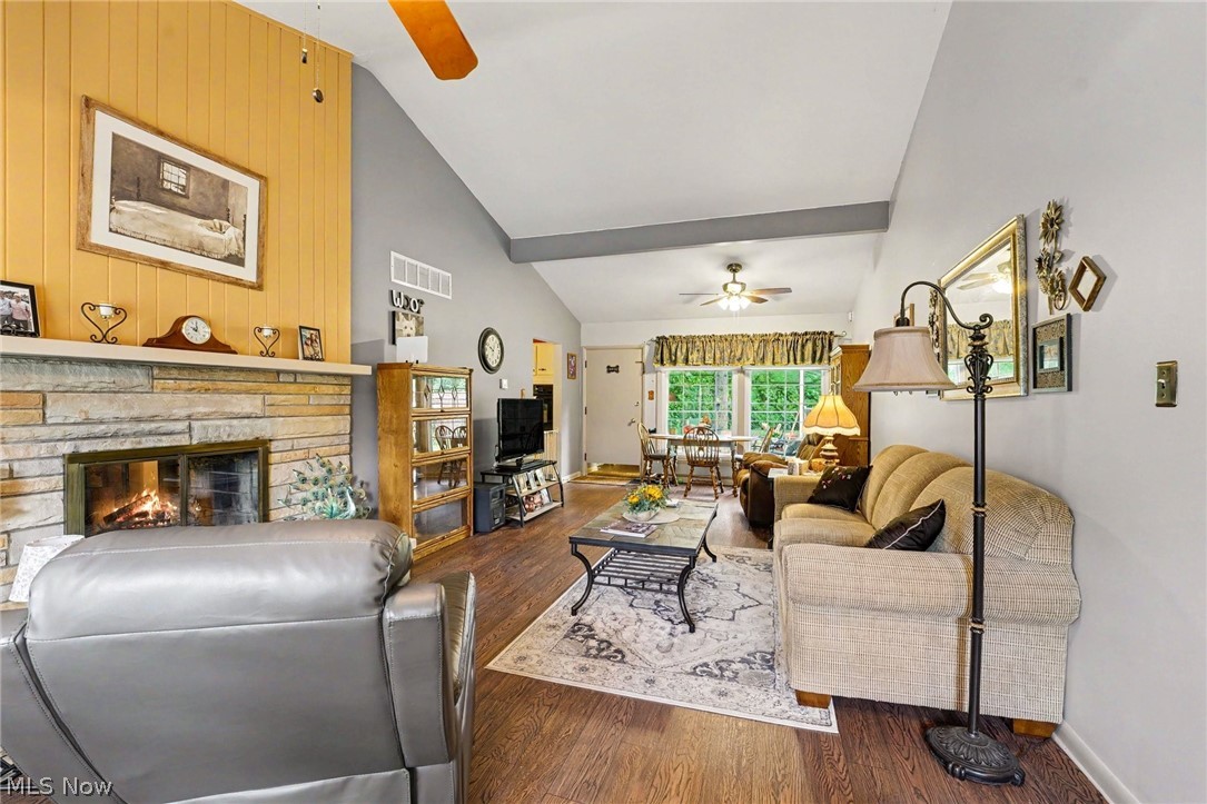 693 Woodbrook Road Cuyahoga Falls OH 44223