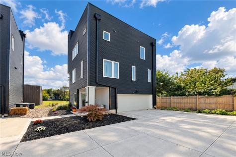 1434 W 48 Street Cleveland OH 44102