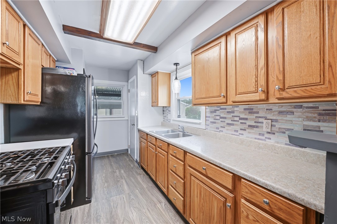 699 Saul Drive Hubbard OH 44425