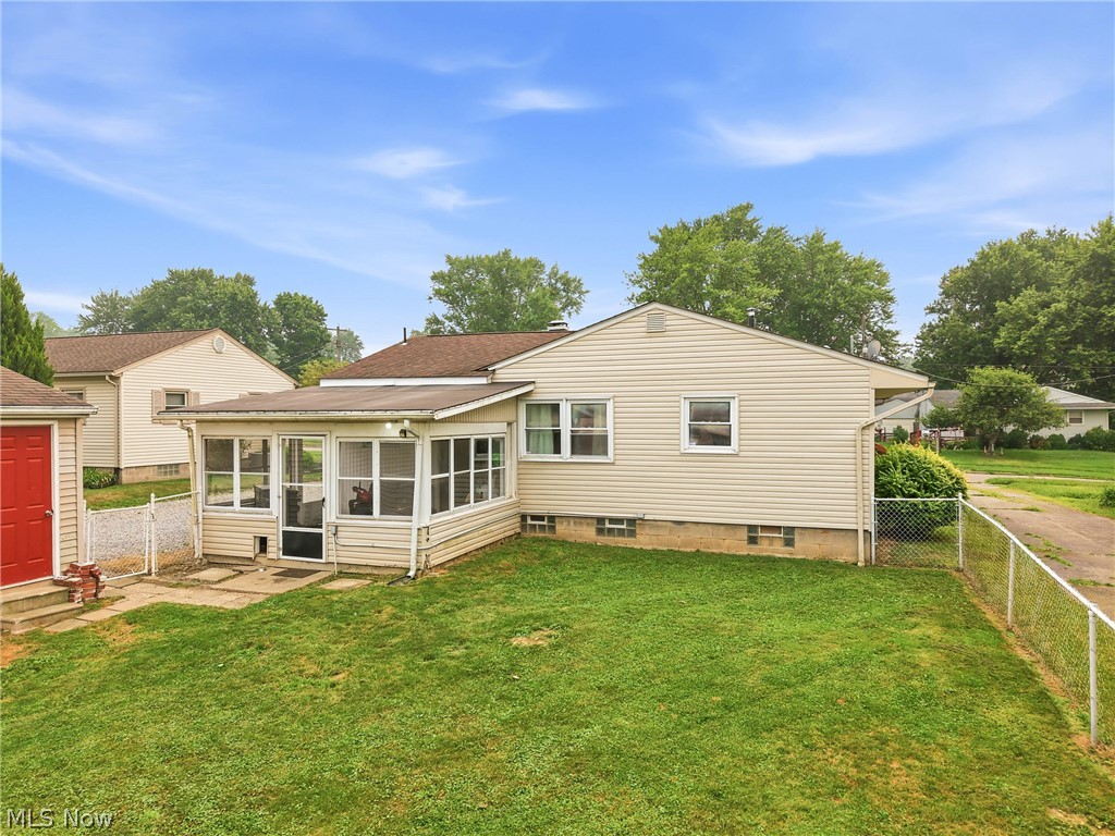699 Saul Drive Hubbard OH 44425