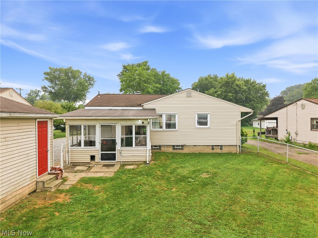699 Saul Drive Hubbard OH 44425