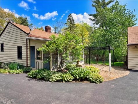 2814 E Royalton Road Brecksville OH 44141