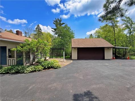 2814 E Royalton Road Brecksville OH 44141