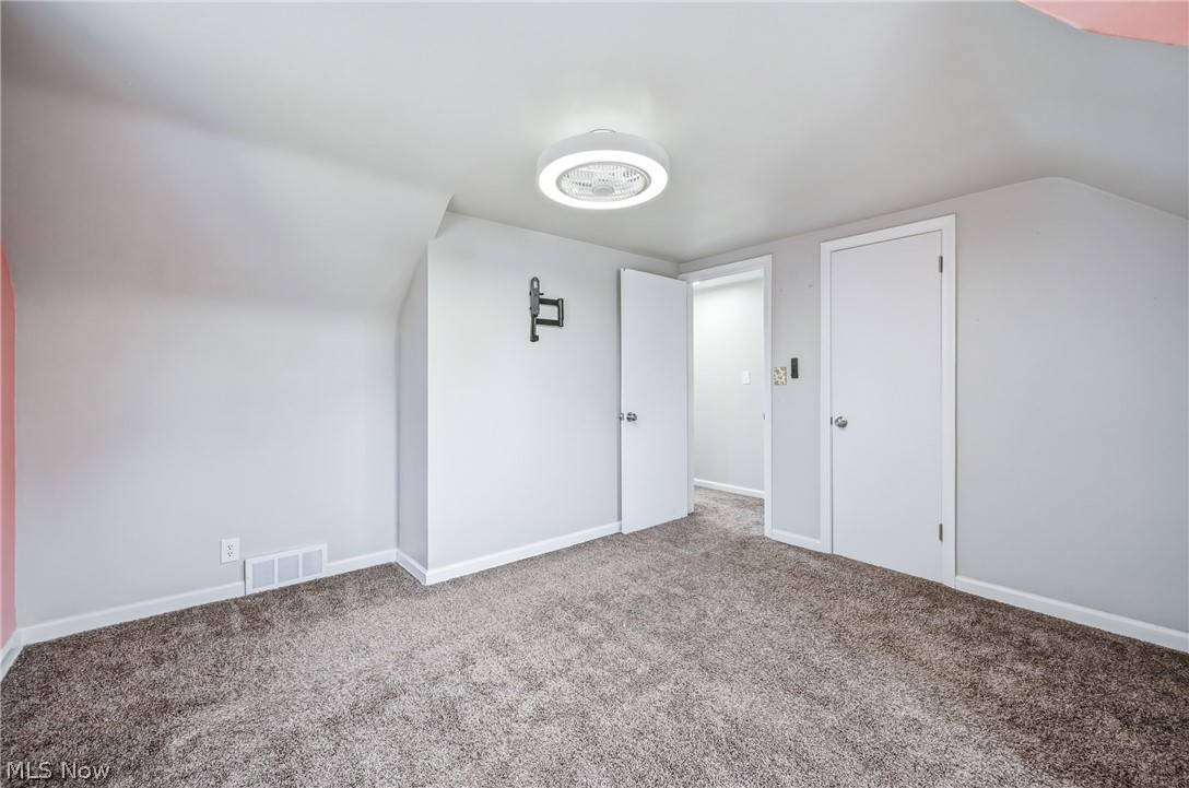 2138 Hermosa Drive Youngstown OH 44511