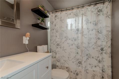 29248 Oakdale Road Willowick OH 44095
