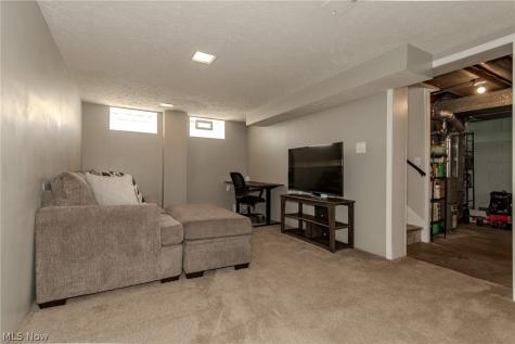 29248 Oakdale Road Willowick OH 44095