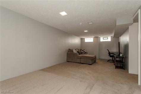 29248 Oakdale Road Willowick OH 44095