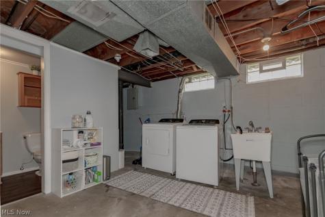 29248 Oakdale Road Willowick OH 44095