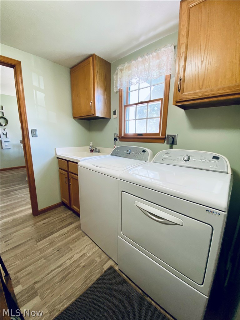 869 Moss Canyon Drive Amherst OH 44001