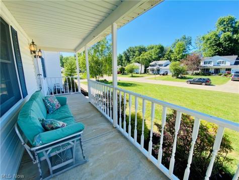 869 Moss Canyon Drive Amherst OH 44001