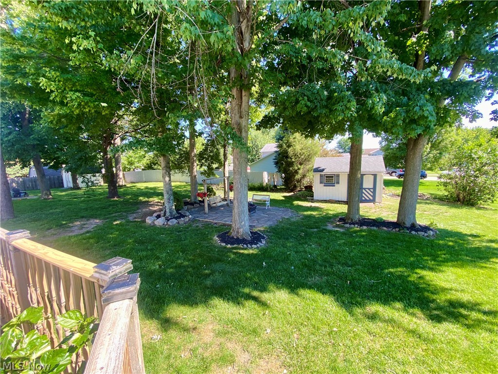 869 Moss Canyon Drive Amherst OH 44001
