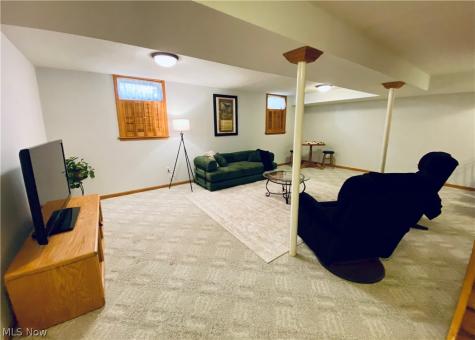 869 Moss Canyon Drive Amherst OH 44001