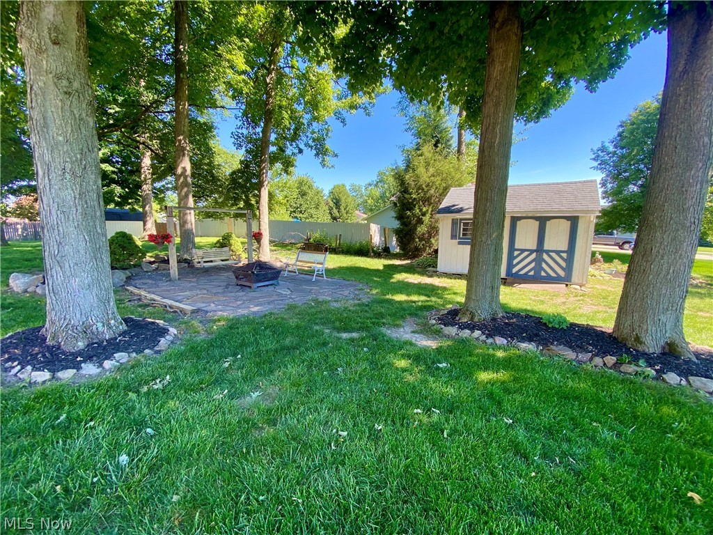869 Moss Canyon Drive Amherst OH 44001