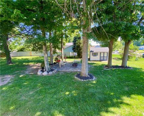 869 Moss Canyon Drive Amherst OH 44001
